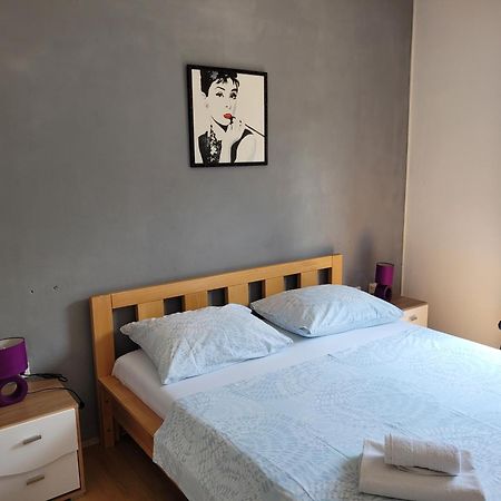 Apartmani Vini Hvar Town Eksteriør bilde