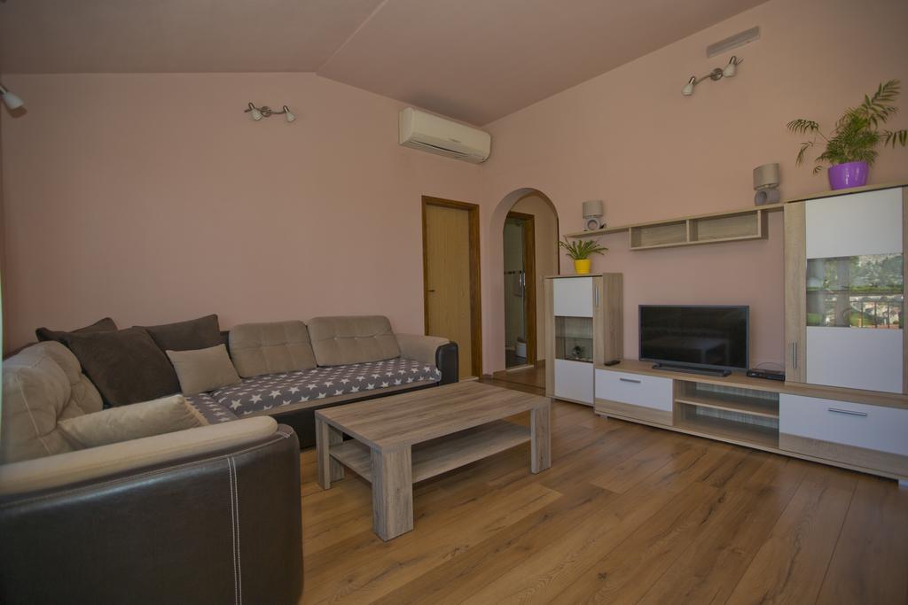 Apartmani Vini Hvar Town Eksteriør bilde